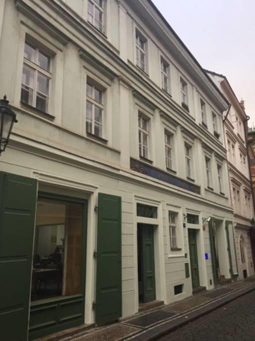 Quiet Apartment With Balcony Charles Bridge プラハ エクステリア 写真