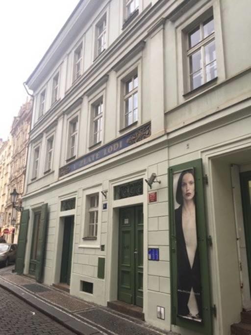 Quiet Apartment With Balcony Charles Bridge プラハ エクステリア 写真